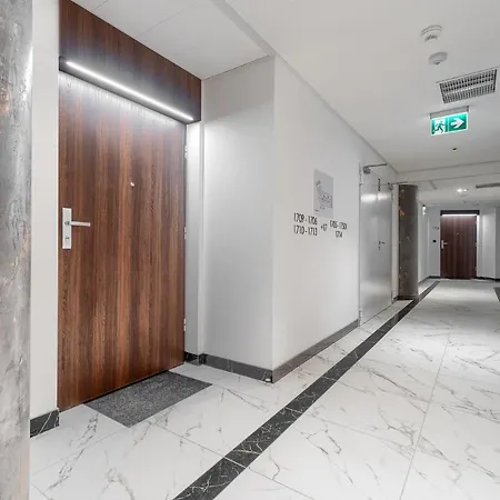 Apartmán Margi Vivi Big Balcony Pool Sauna *