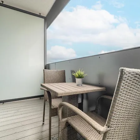 Margi Vivi Big Balcony Pool Sauna Apartamento